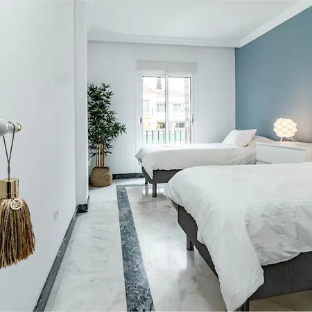 Contemporary 2br Apt With Terrace In Nueva Andalucia 'the Golf Valley' * ماربيا