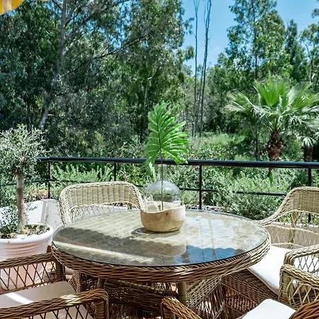 Contemporary 2br Apt With Terrace In Nueva Andalucia 'the Golf Valley'